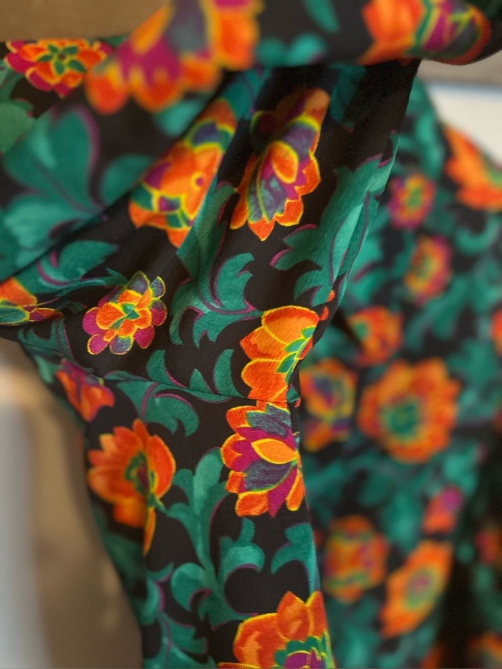 Vintage floral blouse - Picture 8 of 15